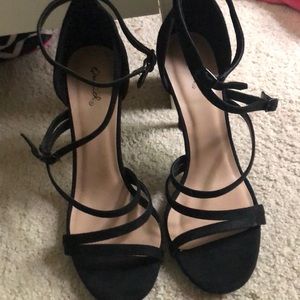 size 8.5-9 3in black heels